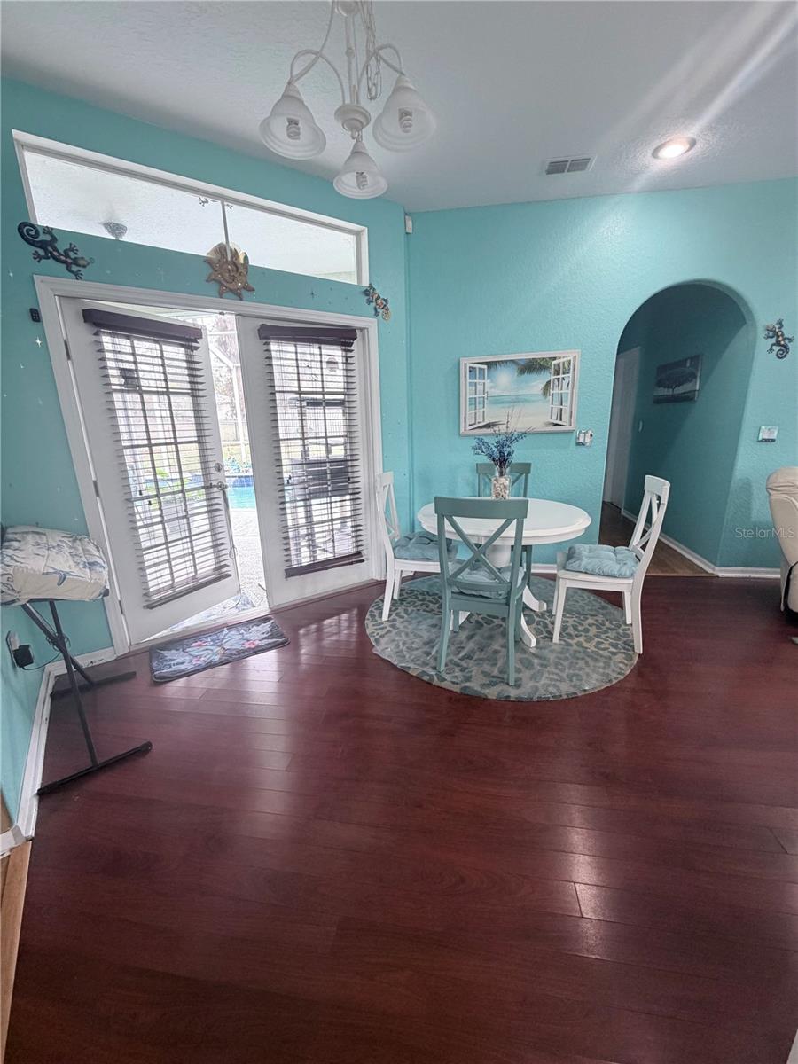 SPRING HILL - Residential