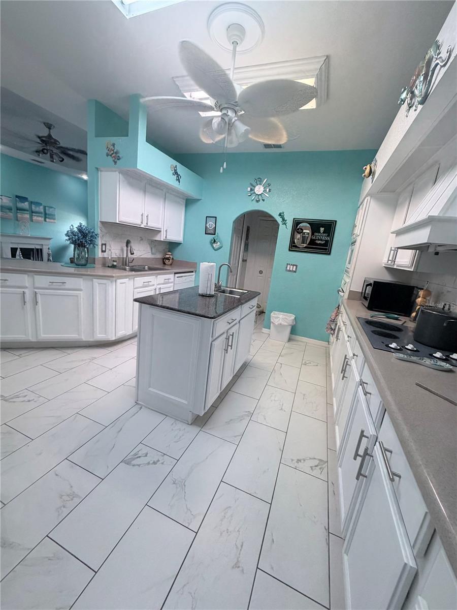 SPRING HILL - Residential