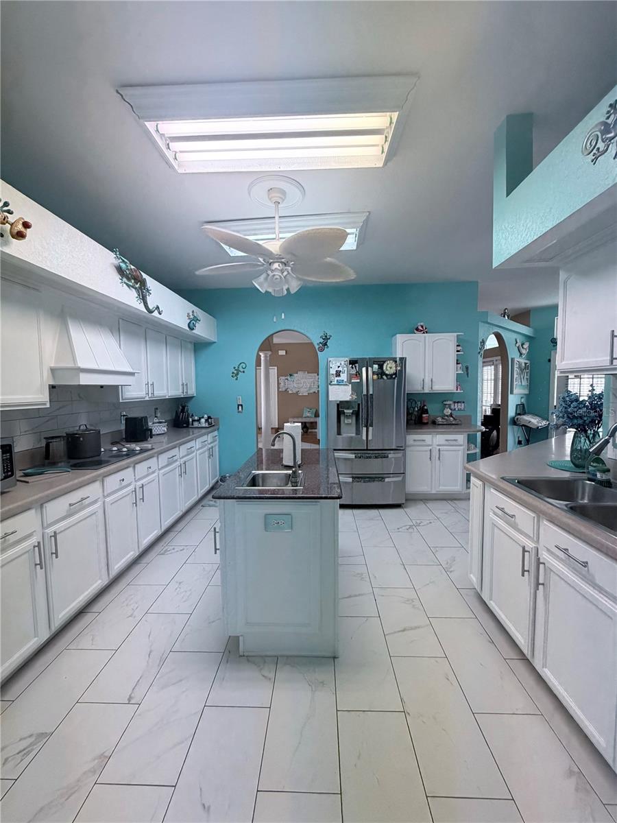 SPRING HILL - Residential