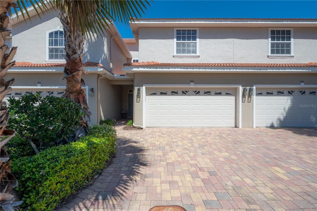 Photo of 933 Moscato Place, Palm Harbor, FL 34683 (MLS # TB8491163)