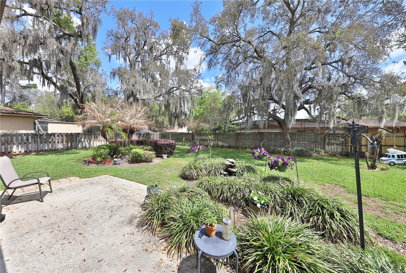 MOORINGS THE - Residential