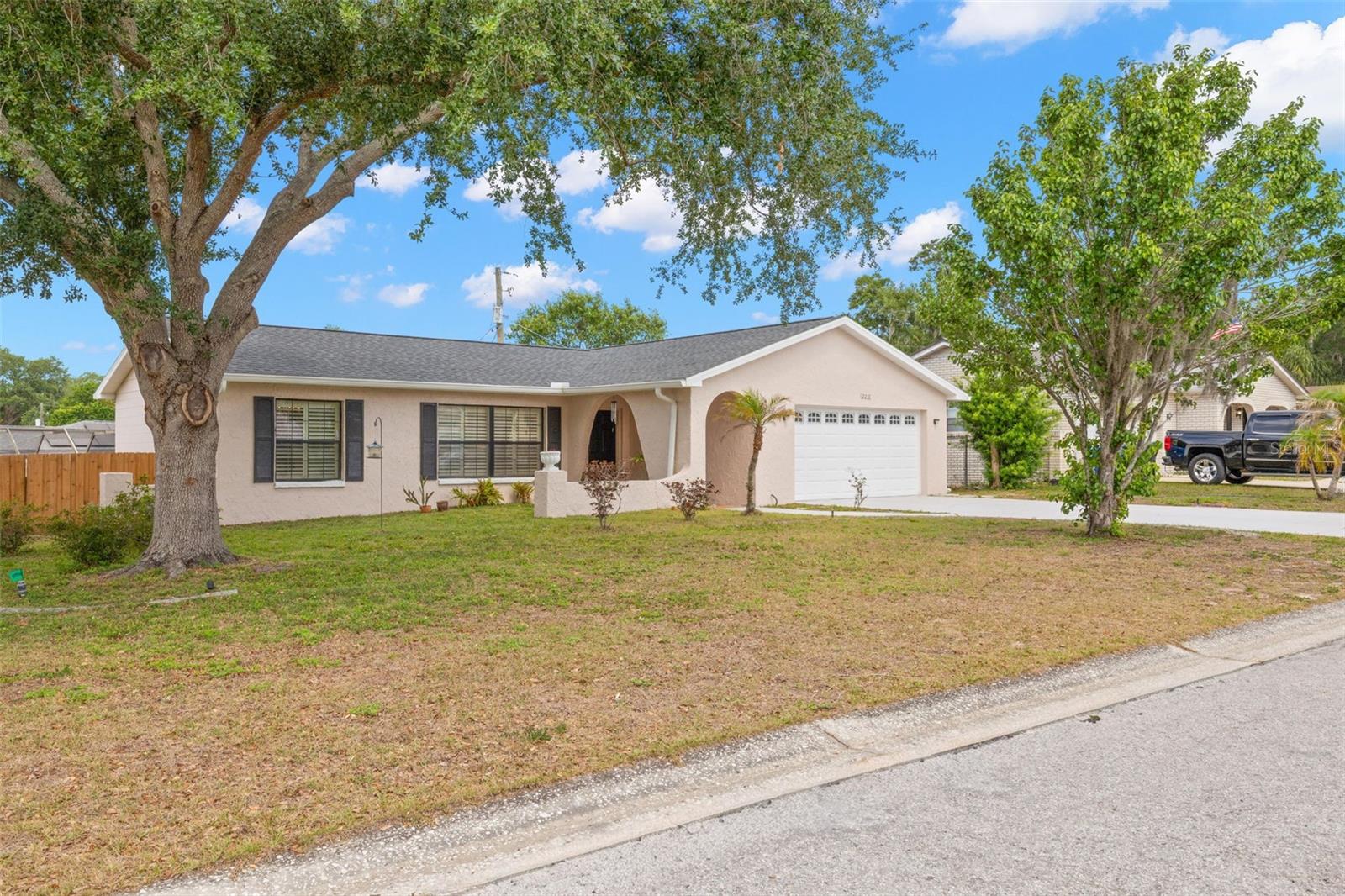 TANGLEWOOD - Residential