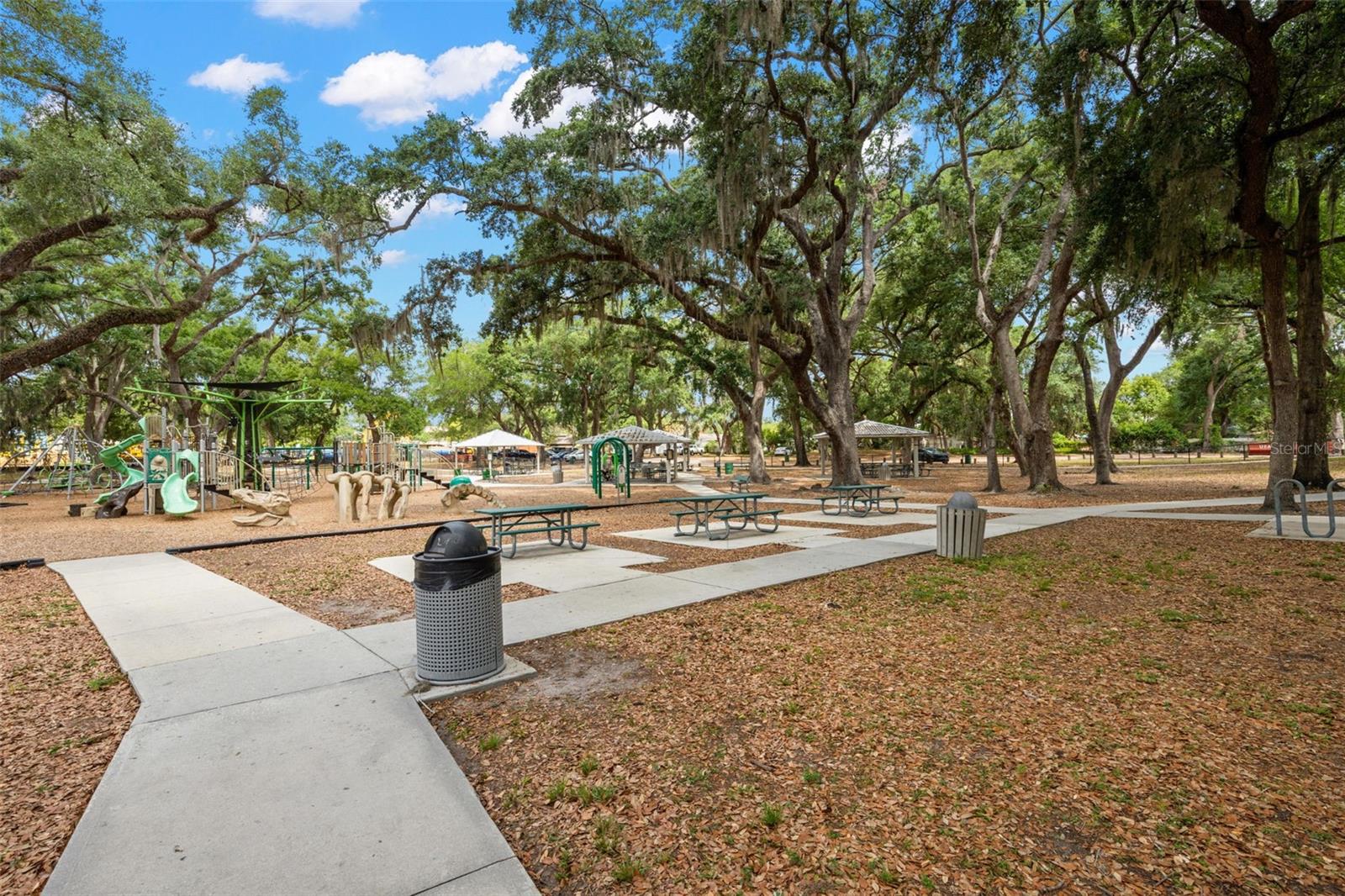 TANGLEWOOD - Residential