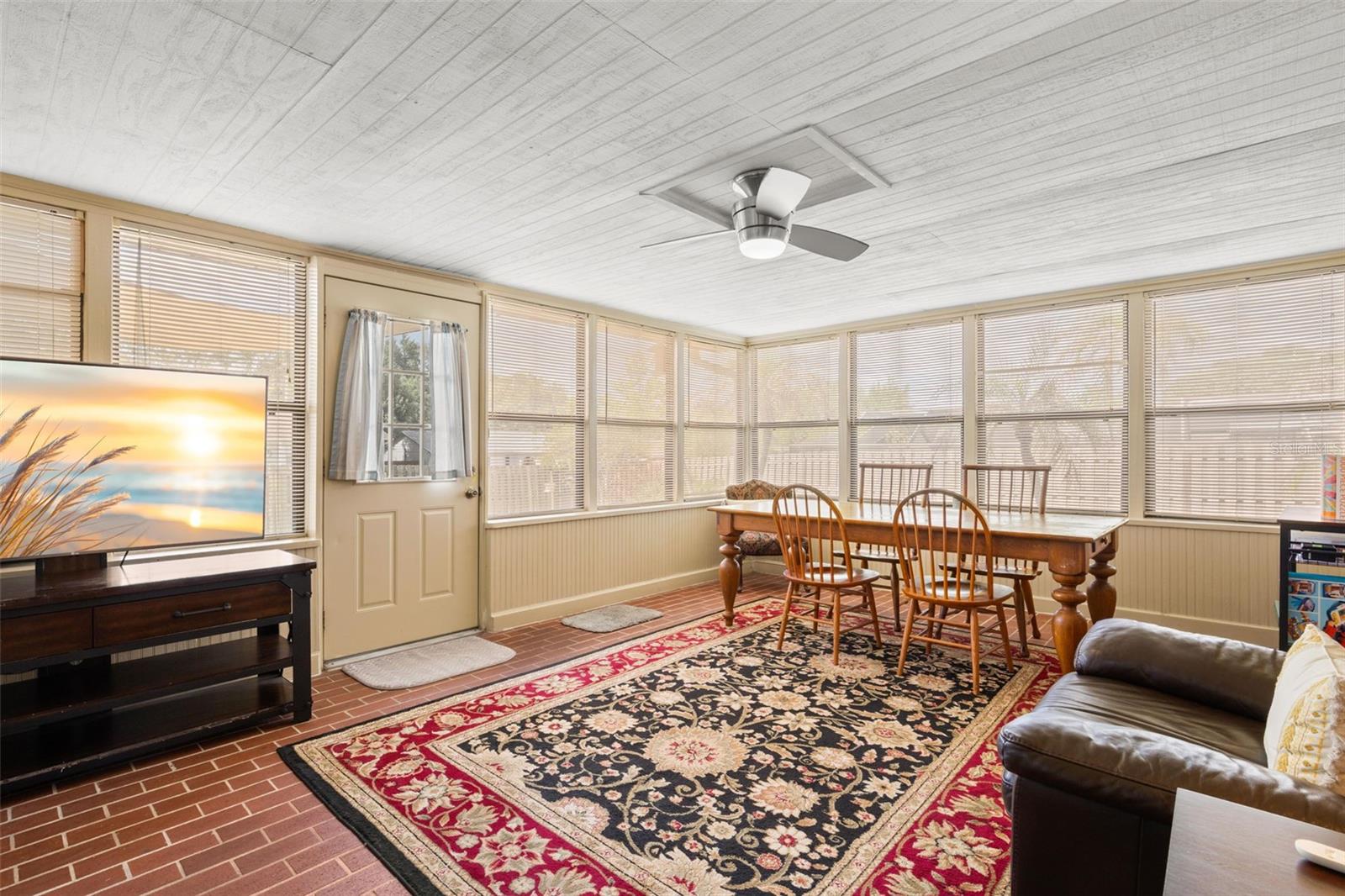 TANGLEWOOD - Residential