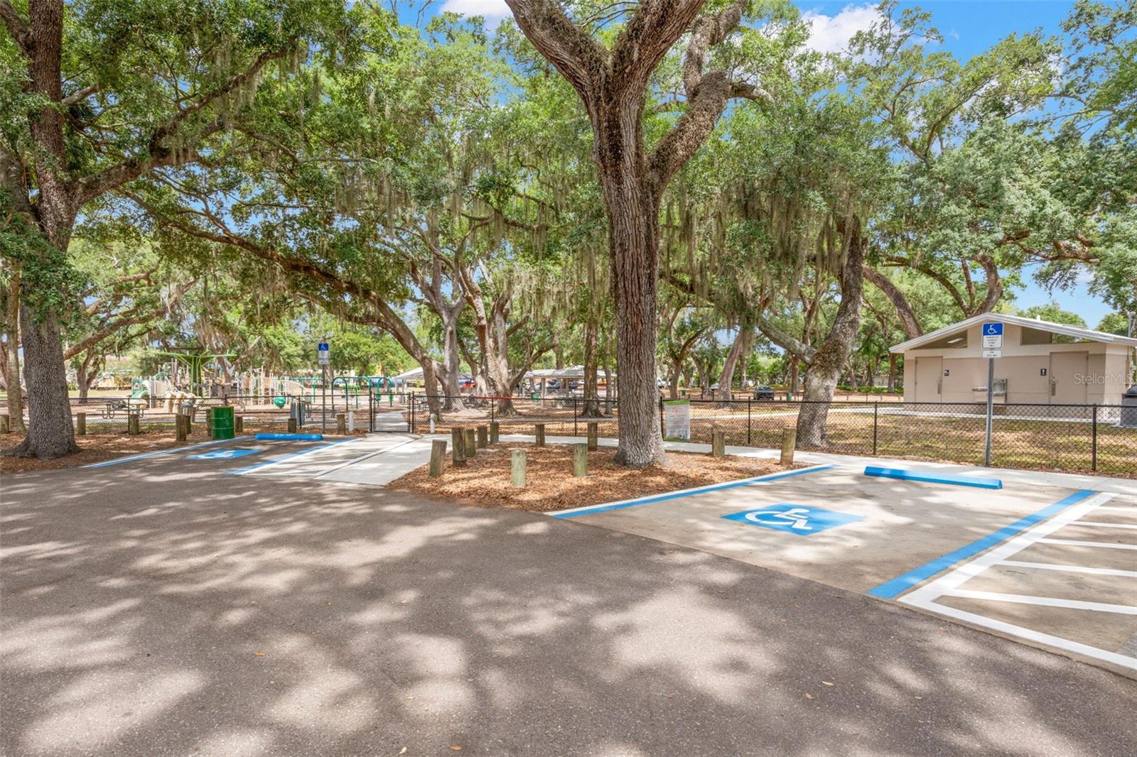 TANGLEWOOD - Residential
