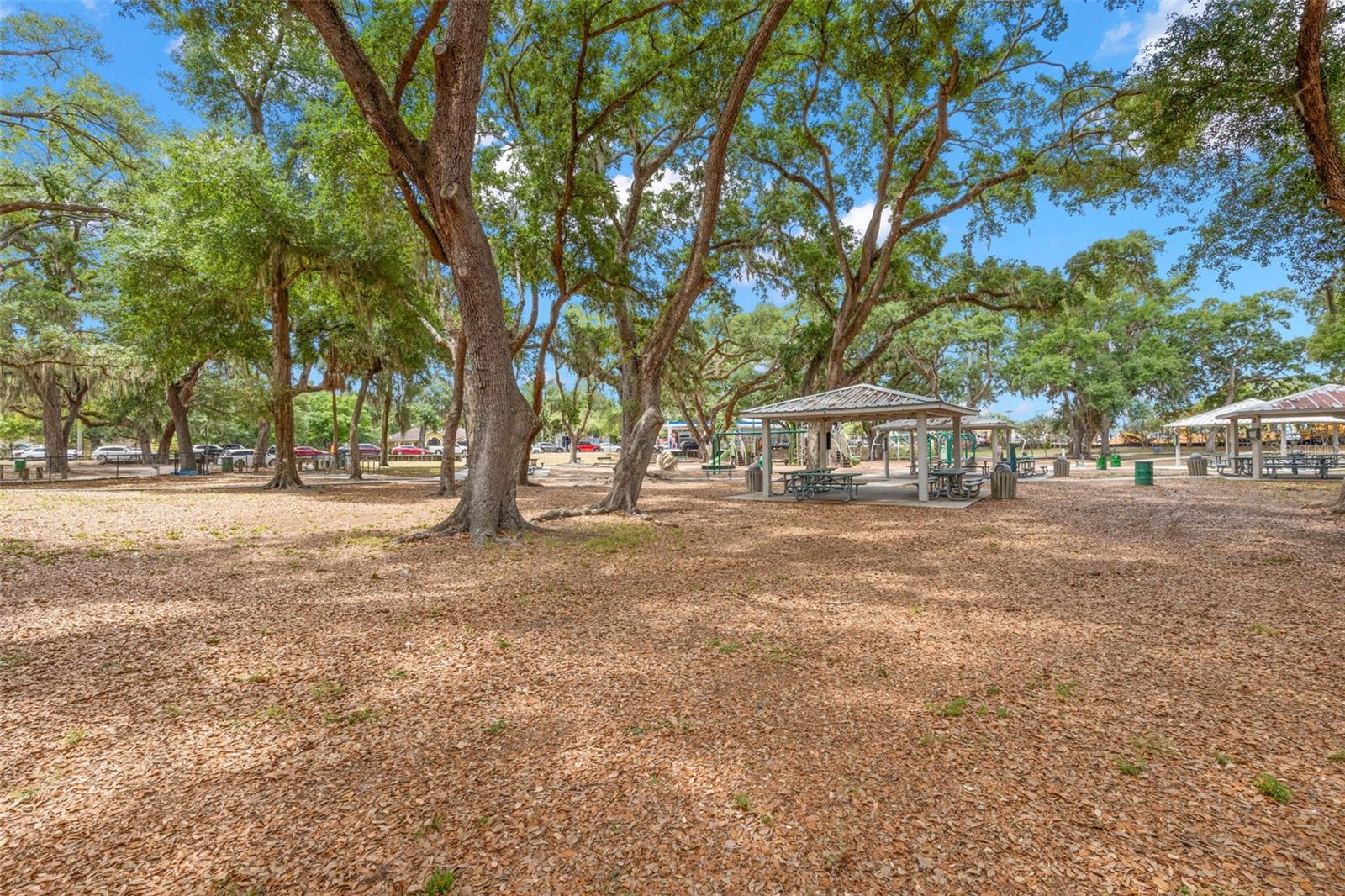 TANGLEWOOD - Residential