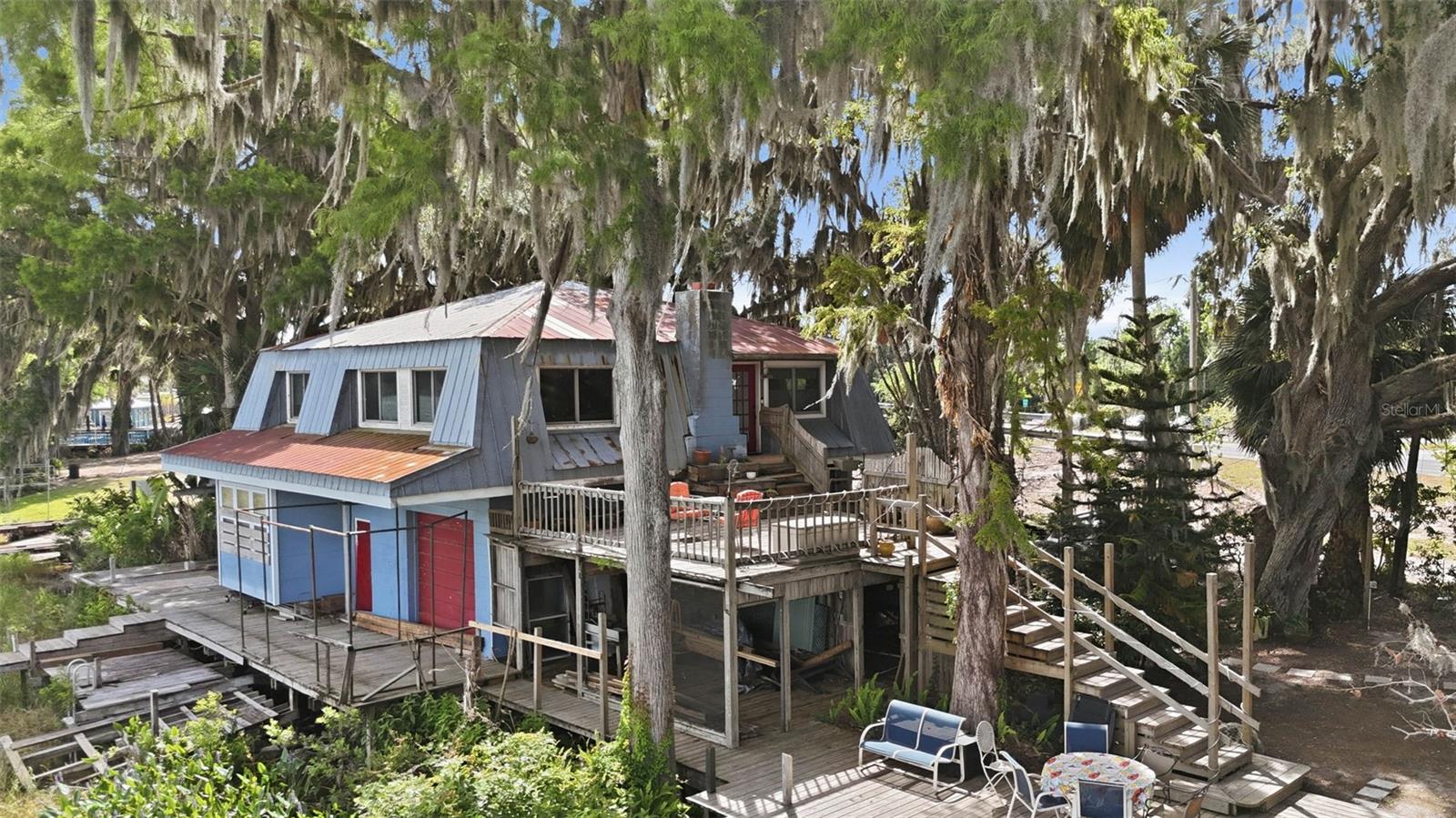 EUSTIS BADGER - Commercial Sale