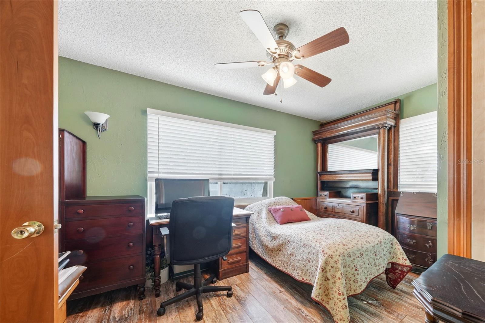 EUSTIS BADGER - Commercial Sale