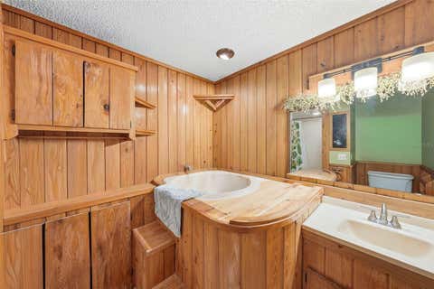 Tiny photo for 400 Lakeshore Drive, Eustis, FL 32726 (MLS # G5112132)