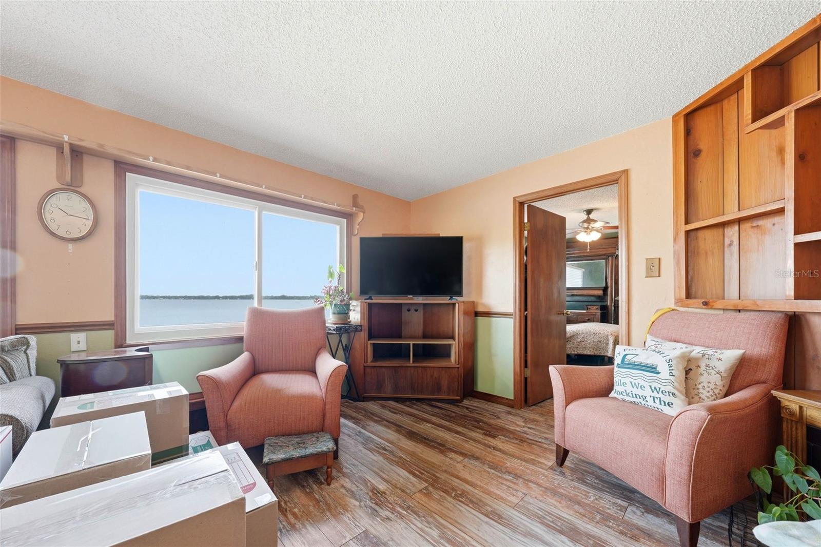 EUSTIS BADGER - Commercial Sale