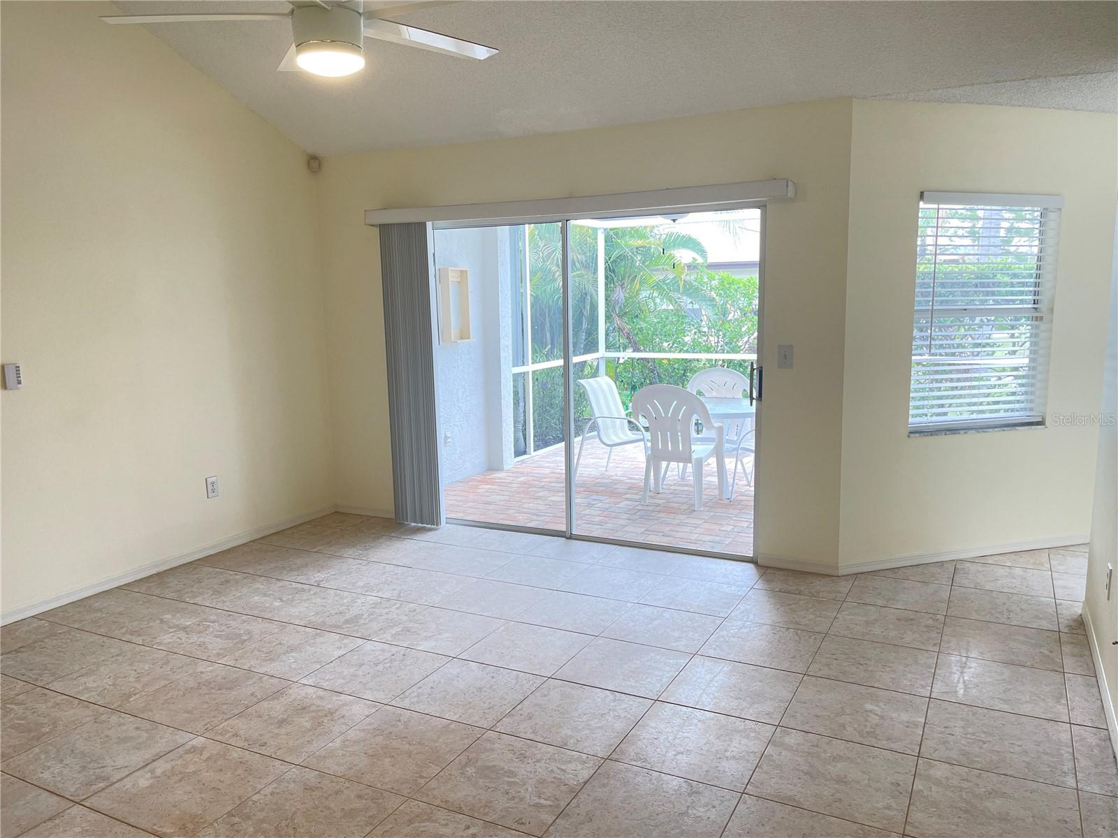 SUN CITY CENTER UNIT 154 - Residential Lease