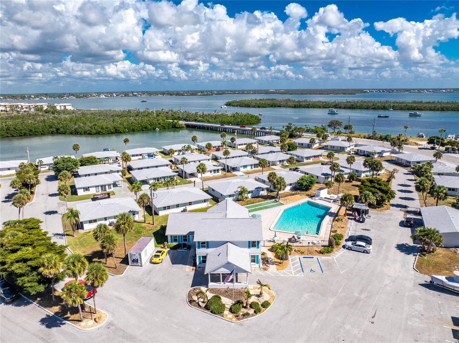 ENGLEWOOD BEACH CONDO VILLA 21 - Residential
