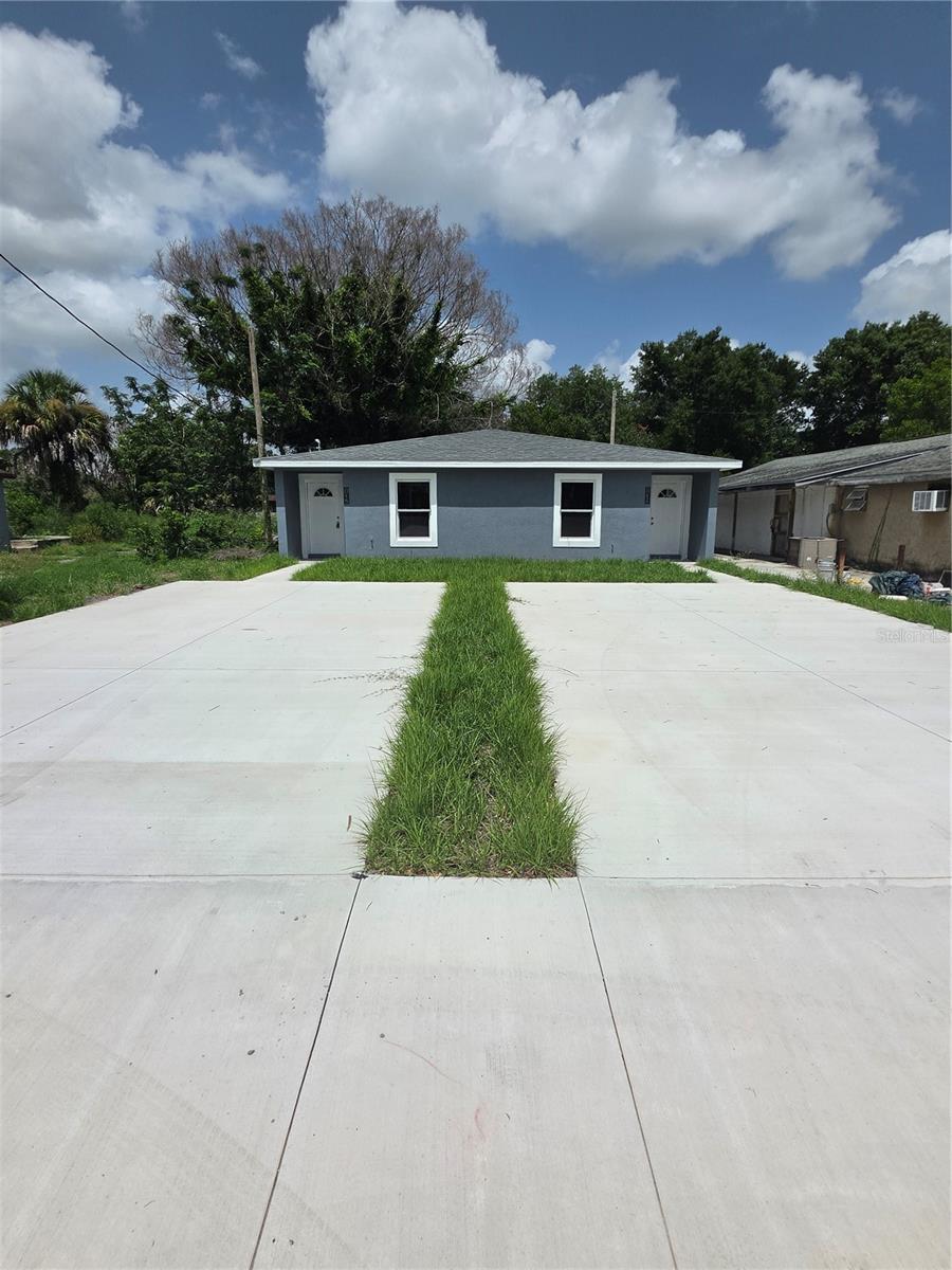 Photo 1 of 11 — 139 B STREET, LAKE WALES, FL 33853