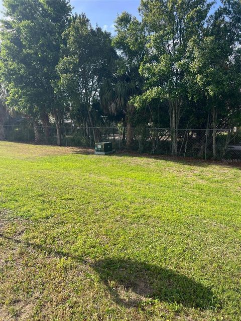 Tiny photo for 12449 Orangewood Circle #17, Tavares, FL 32778 (MLS # O6395077)