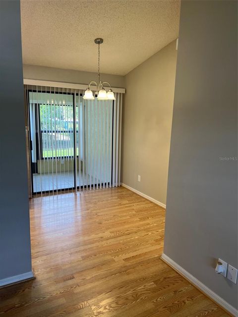 Tiny photo for 12449 Orangewood Circle #17, Tavares, FL 32778 (MLS # O6395077)