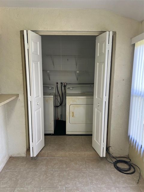 Tiny photo for 12449 Orangewood Circle #17, Tavares, FL 32778 (MLS # O6395077)