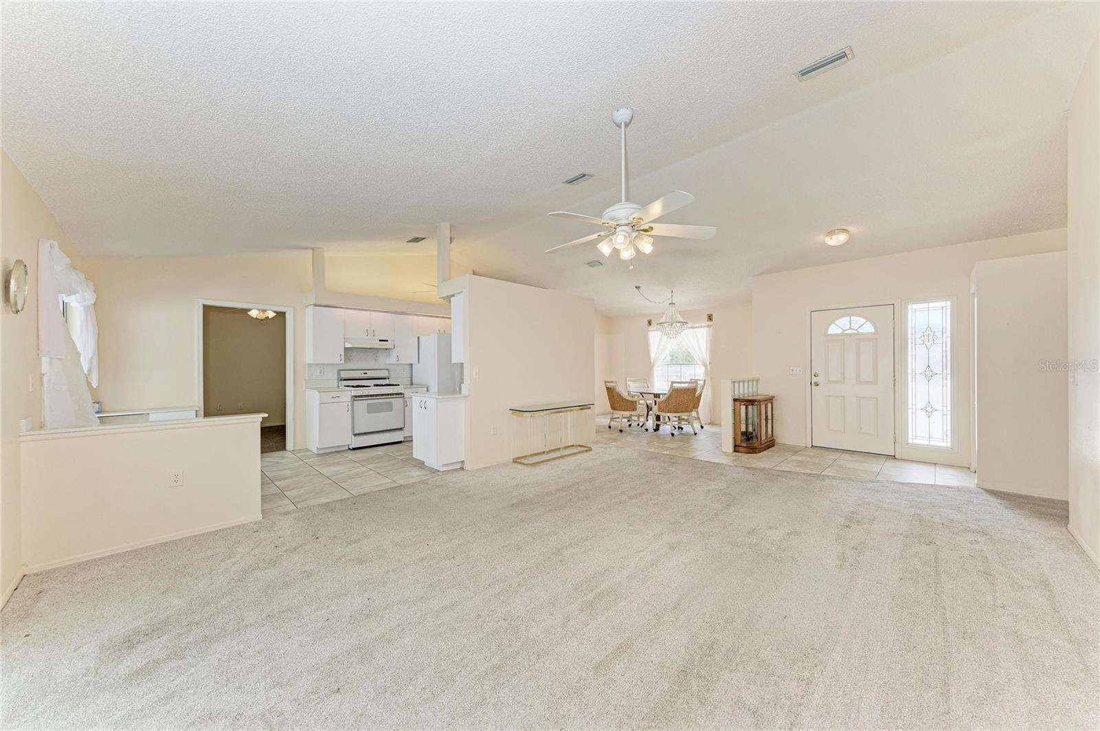 LAKE ROYALE - Residential