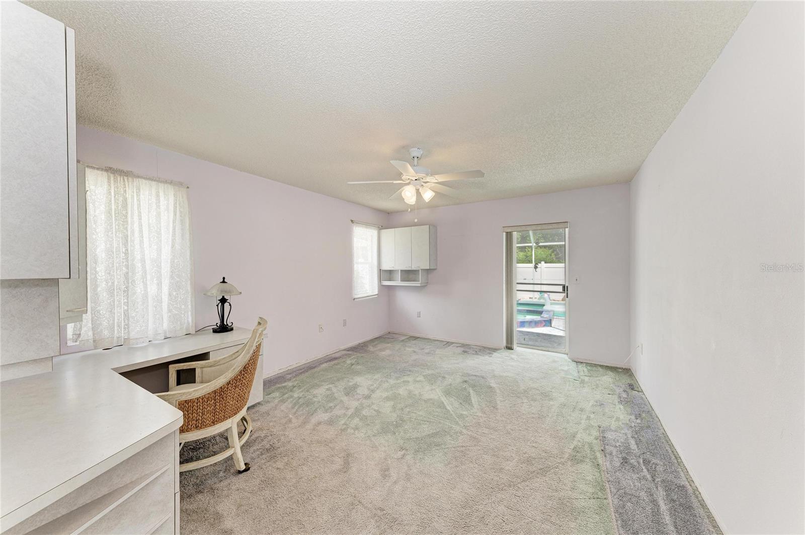 LAKE ROYALE - Residential