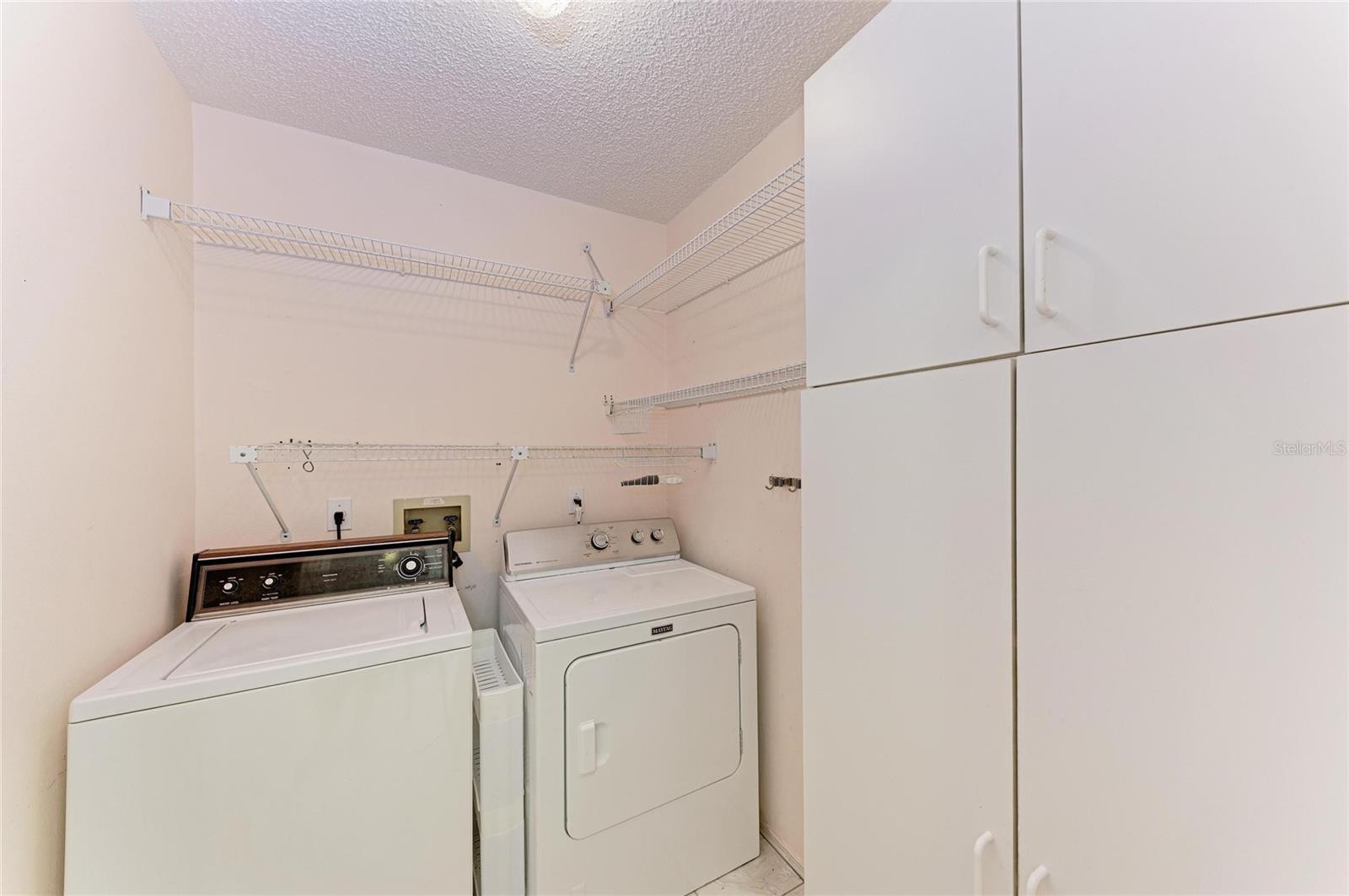 LAKE ROYALE - Residential