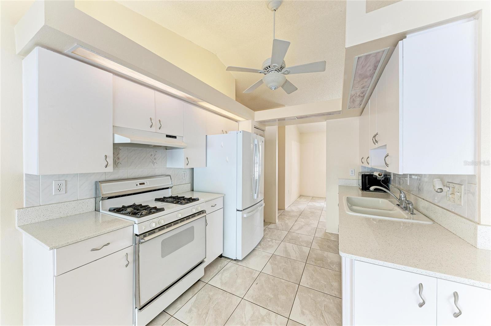 LAKE ROYALE - Residential