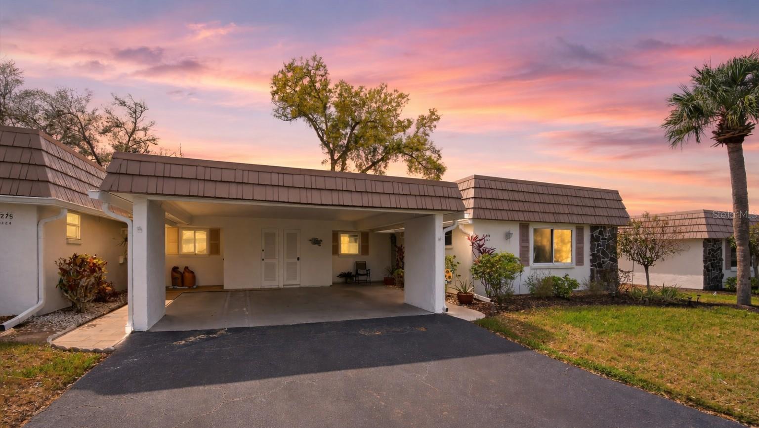 STRATHMORE RIVERSIDE III - Residential