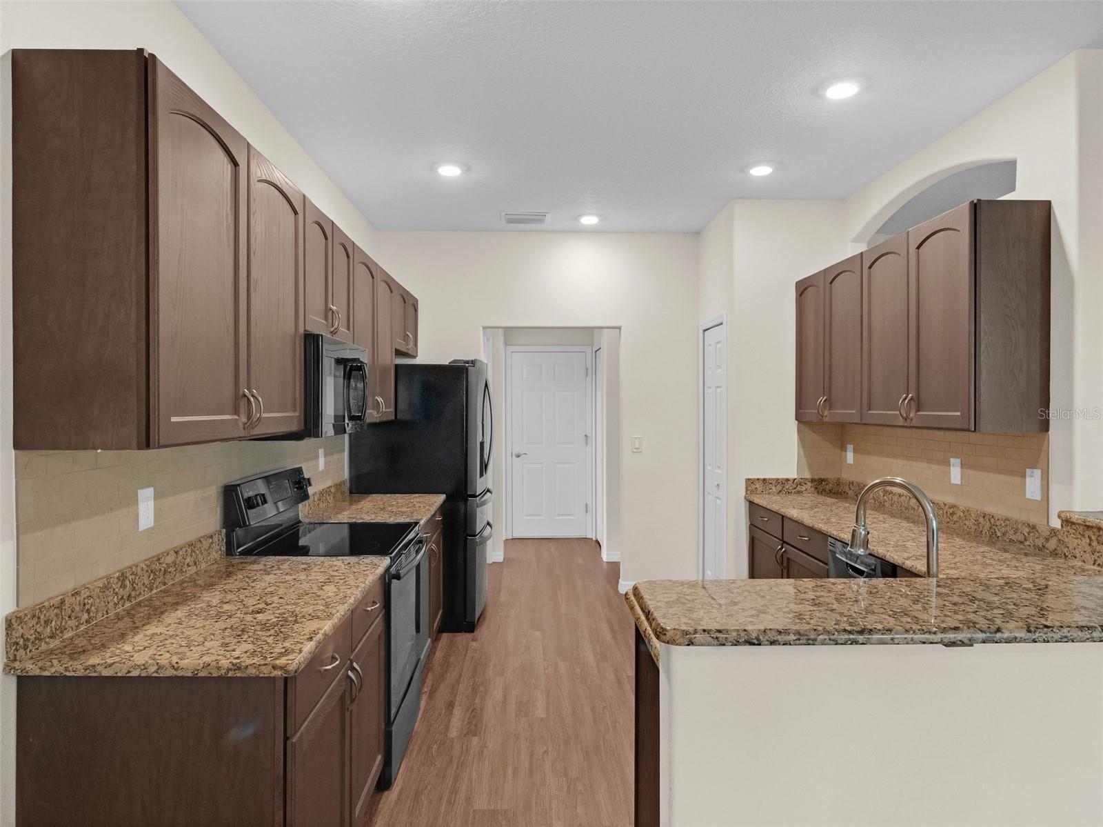 LEESBURG ARLINGTON RIDGE PH 02 - Residential