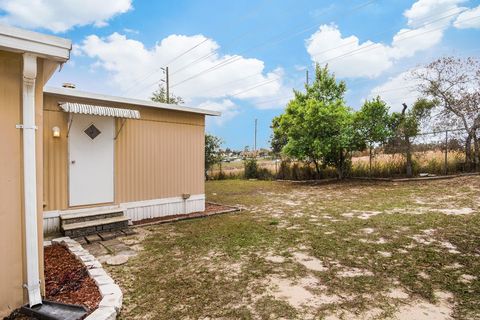 A home in BROOKSVILLE