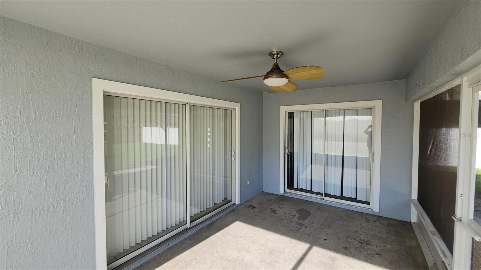 ELOISE WOODS LAKE ROY UNIT - Residential Lease