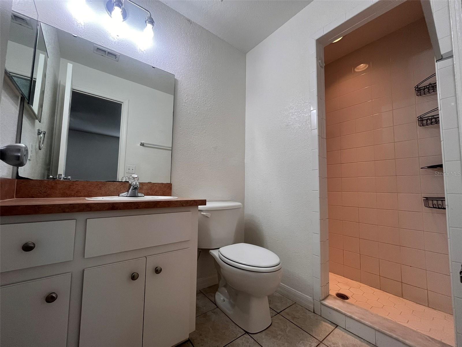ELOISE WOODS LAKE ROY UNIT - Residential Lease