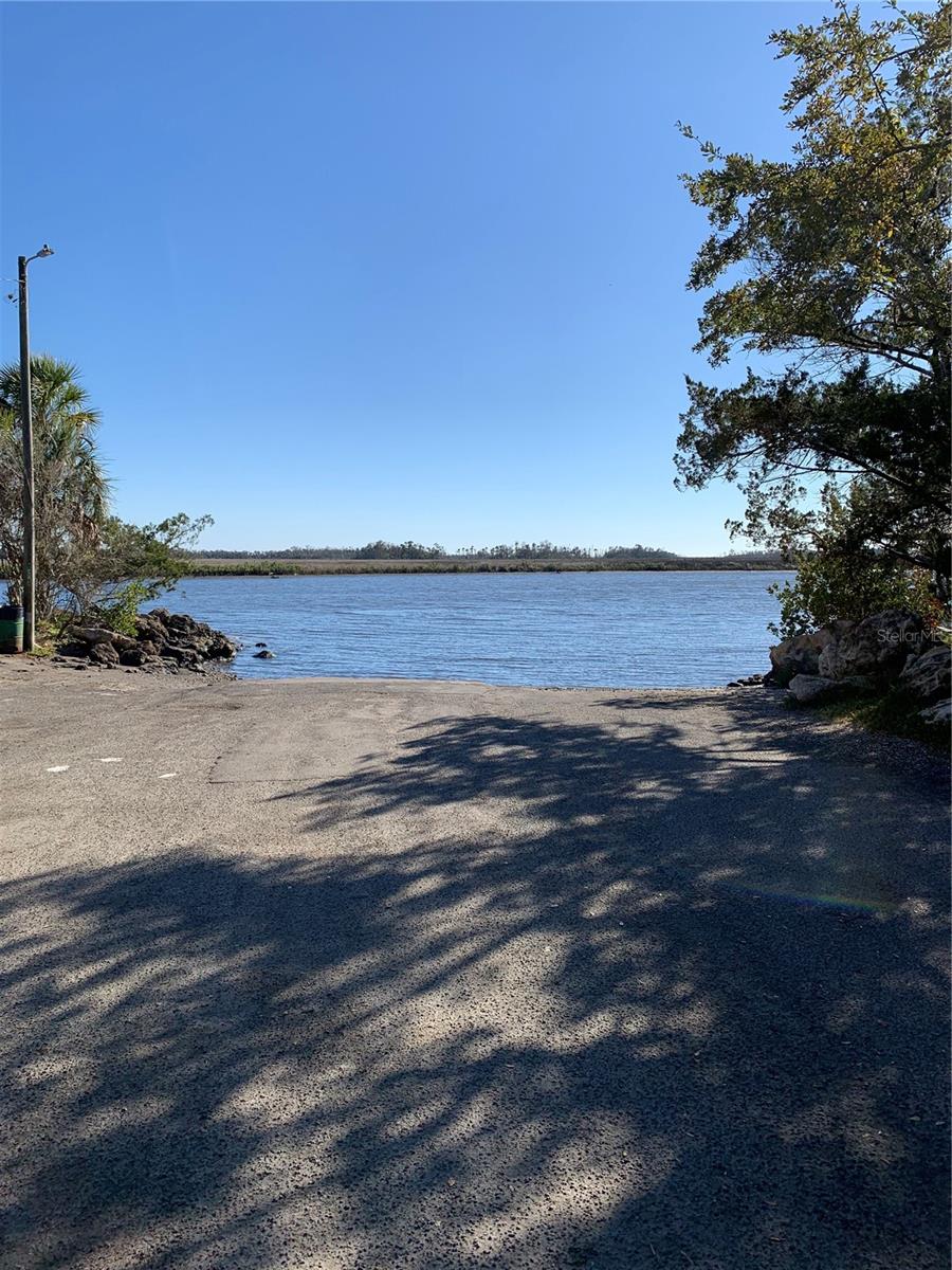 MASON CREEK ROAD - Land