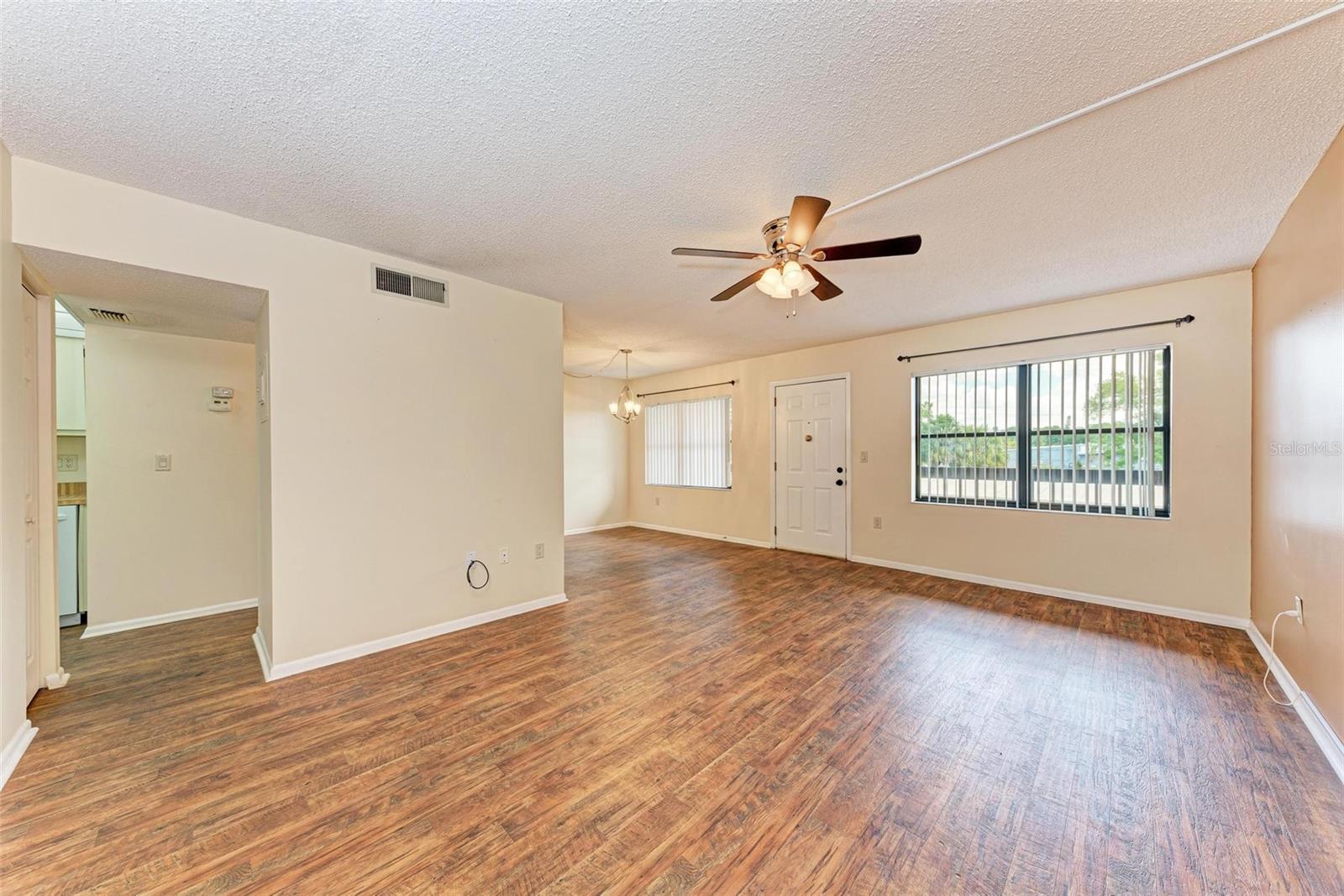 DESOTO SQUARE VILLAS - Residential Lease