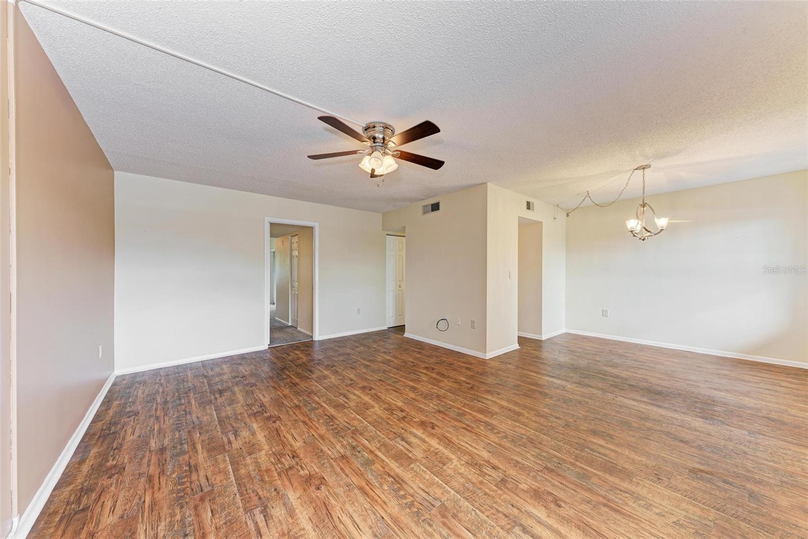 DESOTO SQUARE VILLAS - Residential Lease