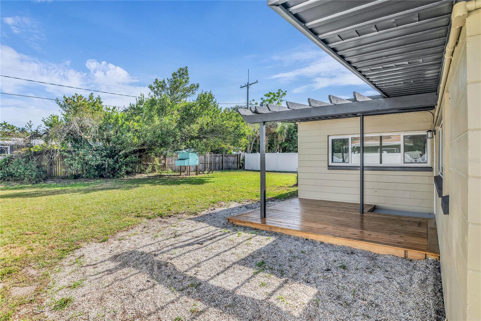 DOVER SHORES 6TH ADD - Residential