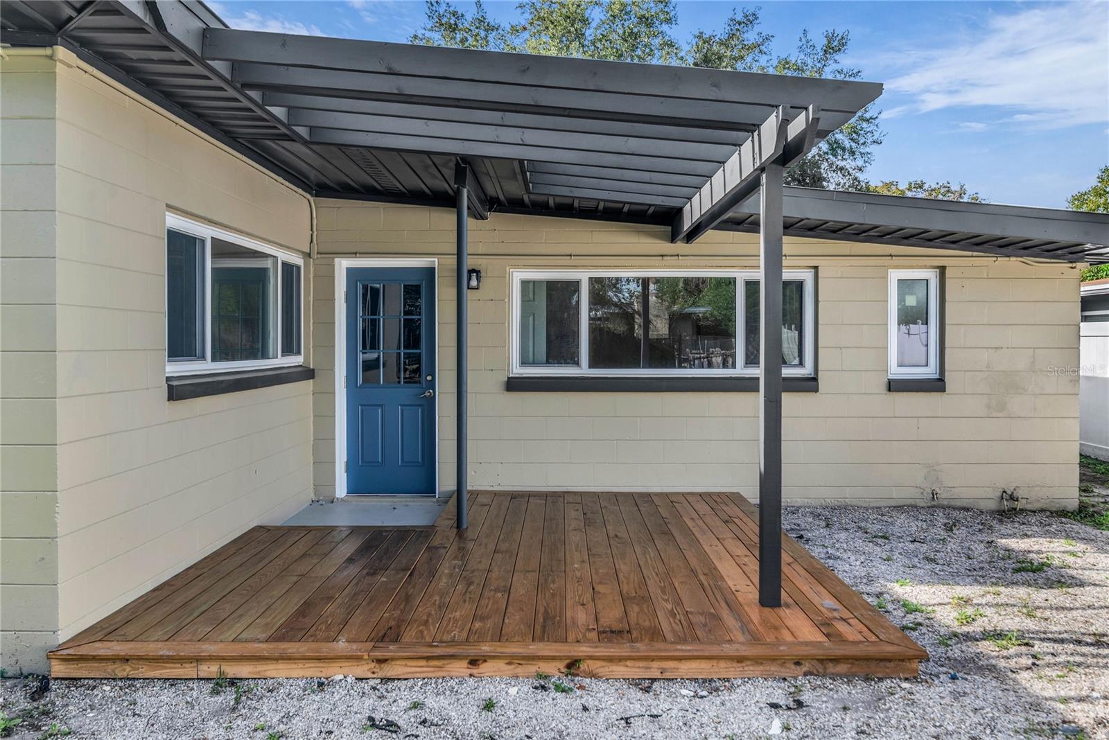 DOVER SHORES 6TH ADD - Residential