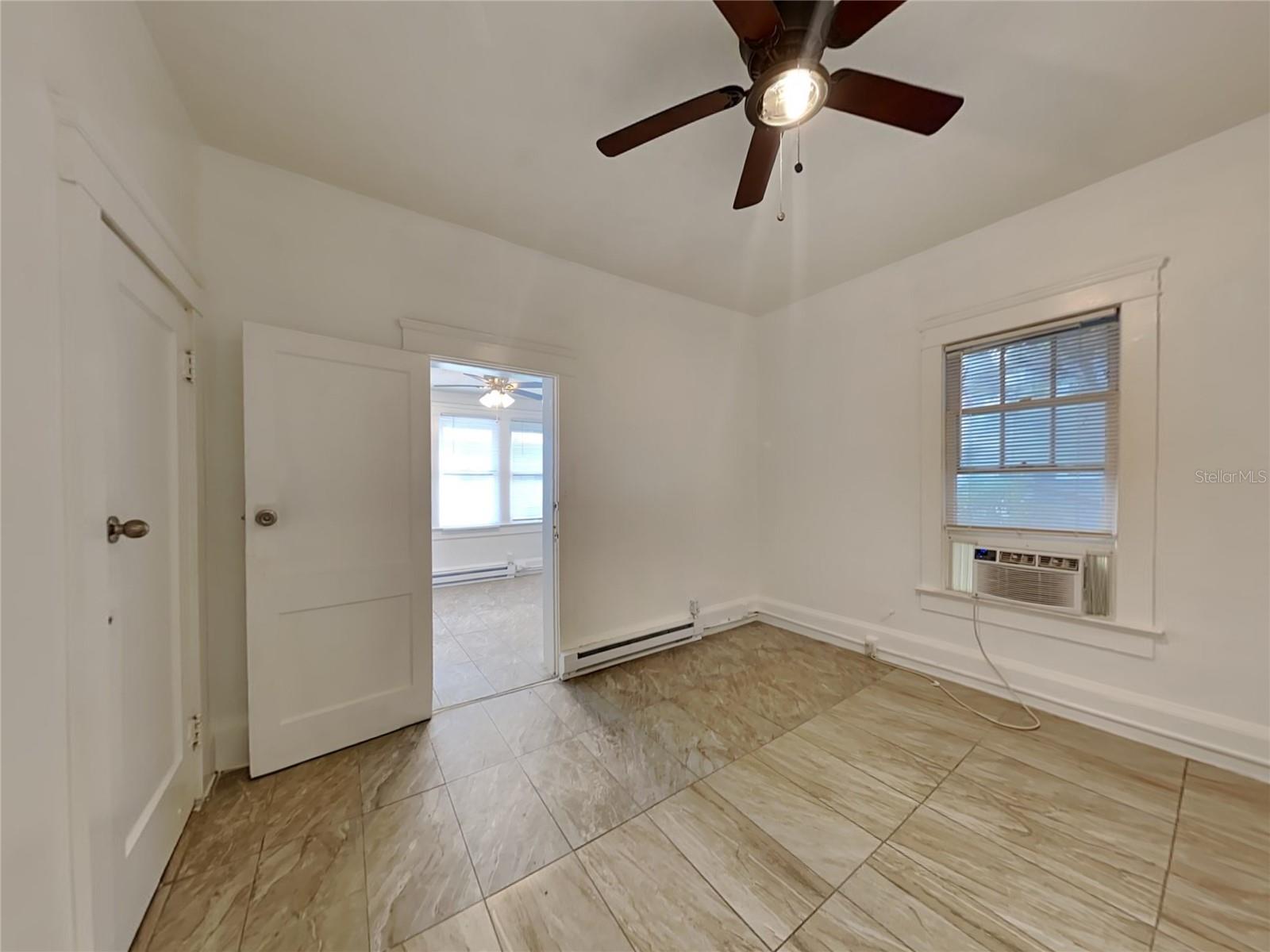 ROGERS SEABREEZE - Residential Lease