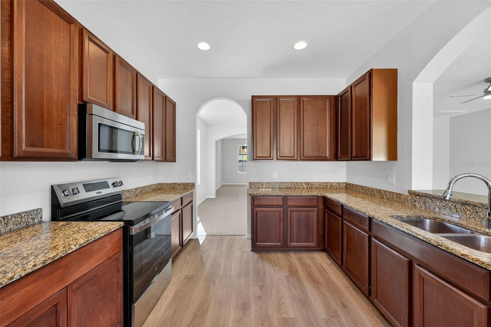 EASTON PARK PH 1 - Residential