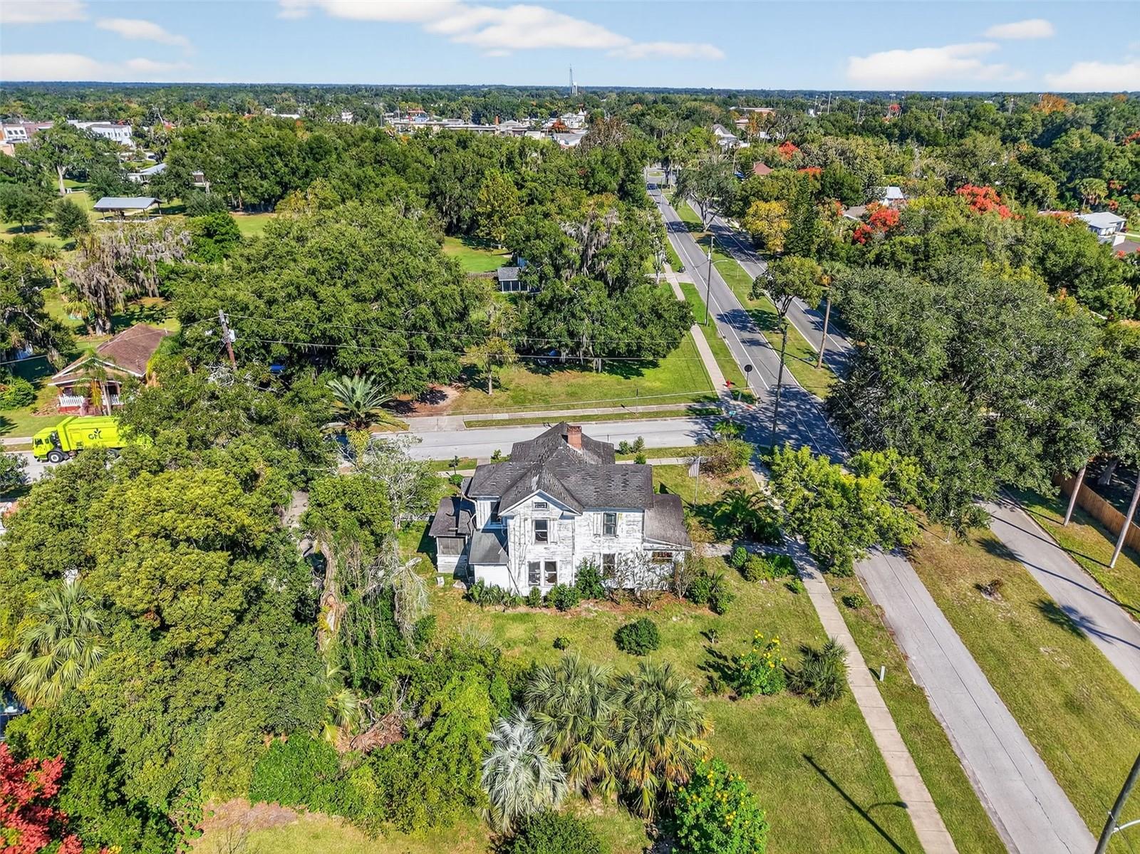 UMATILLA DE VAULTS - Residential