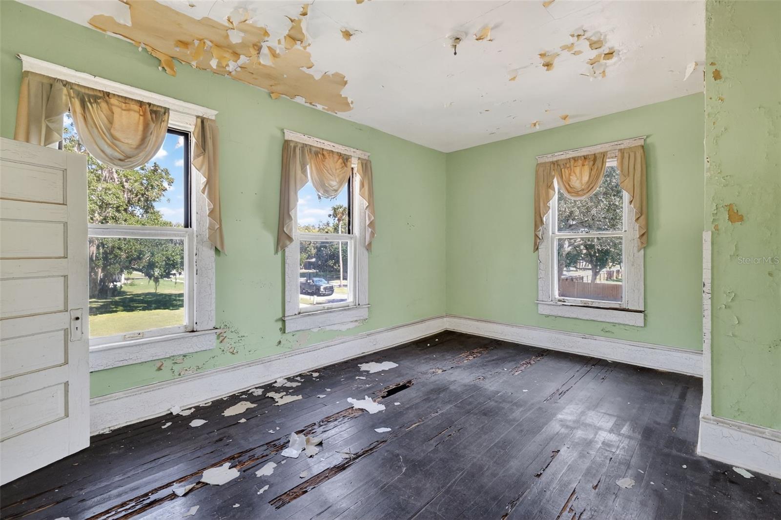 UMATILLA DE VAULTS - Residential