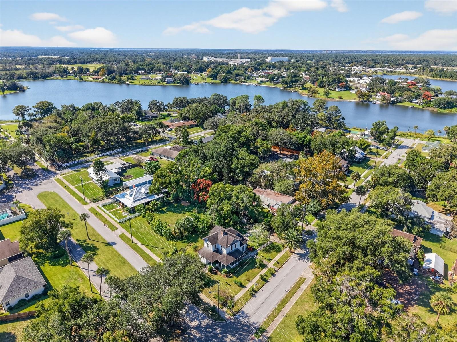 UMATILLA DE VAULTS - Residential
