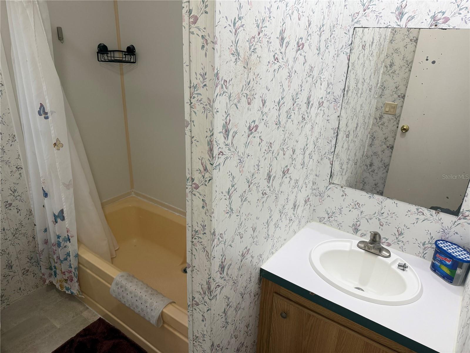 RIVERS EDGE ESTATES - Residential