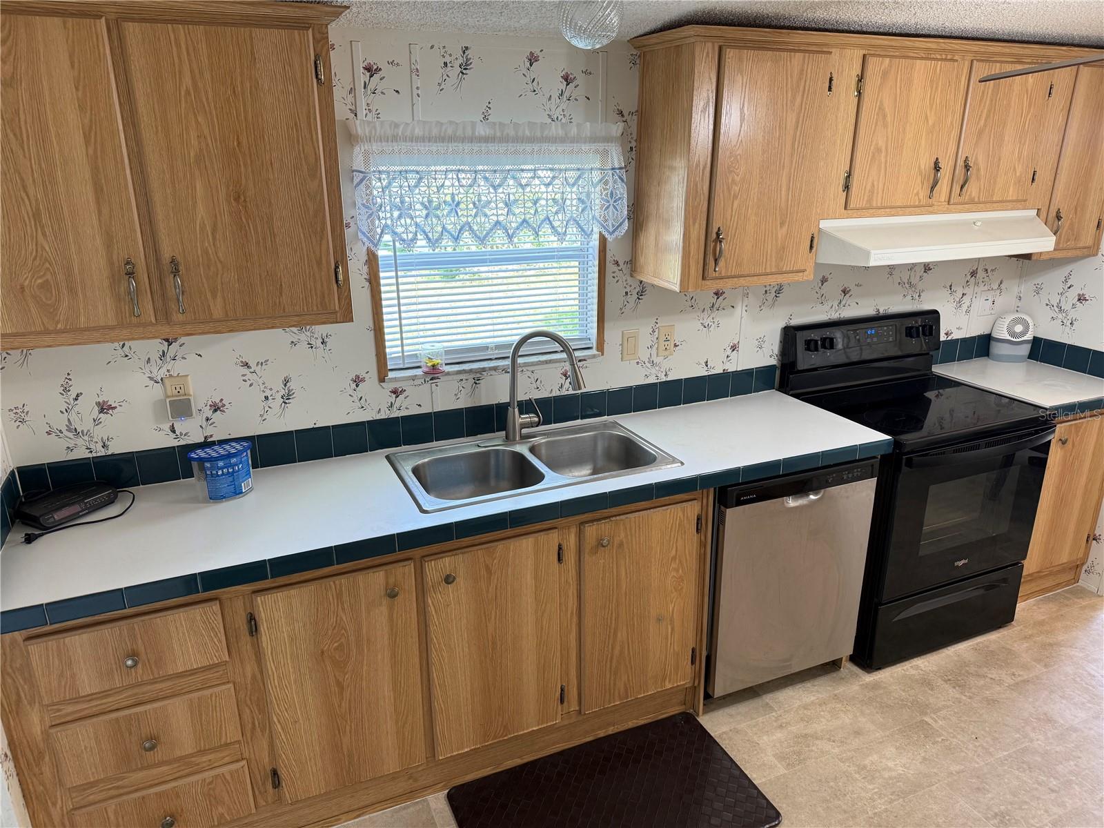 RIVERS EDGE ESTATES - Residential