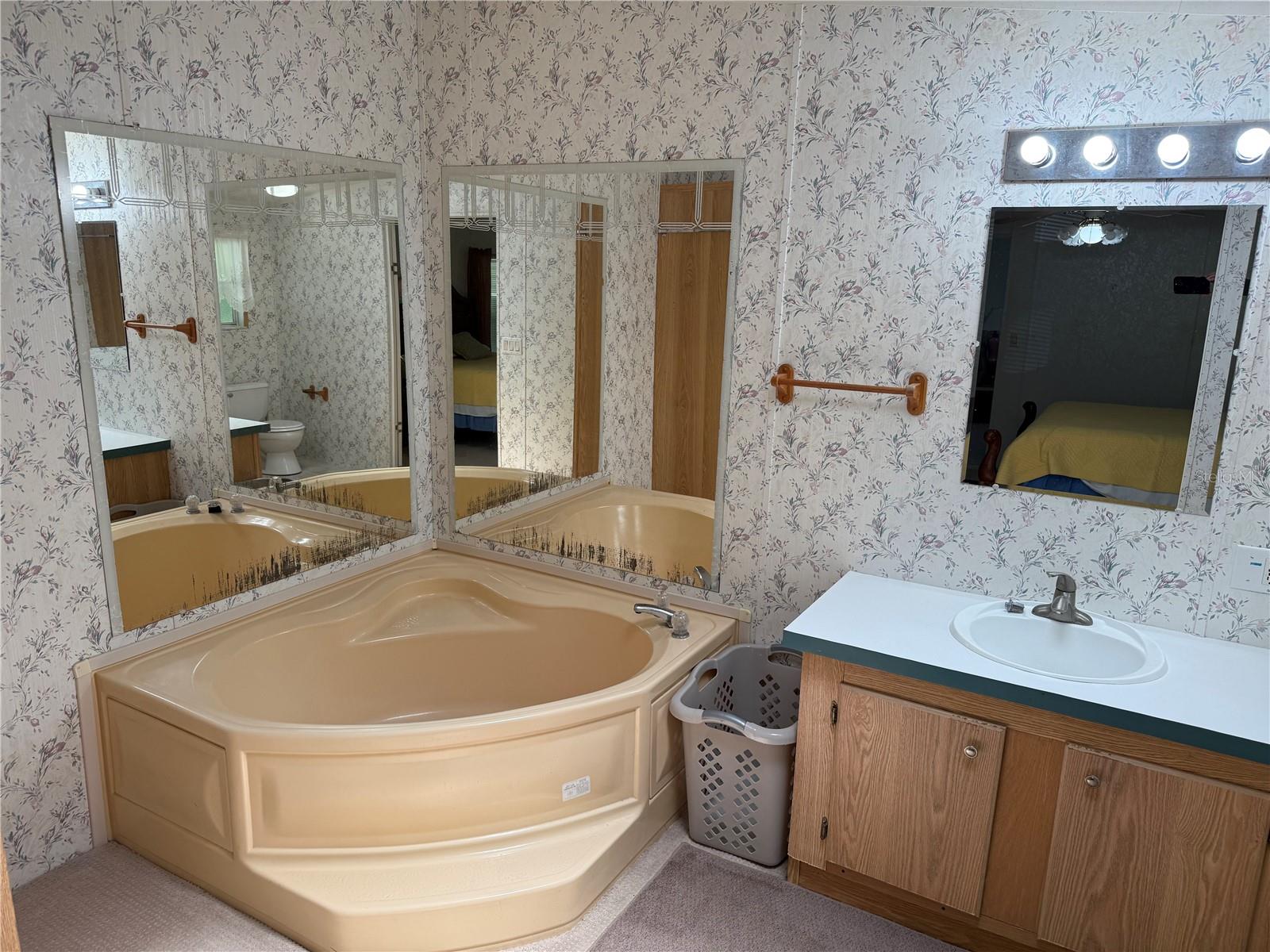 RIVERS EDGE ESTATES - Residential