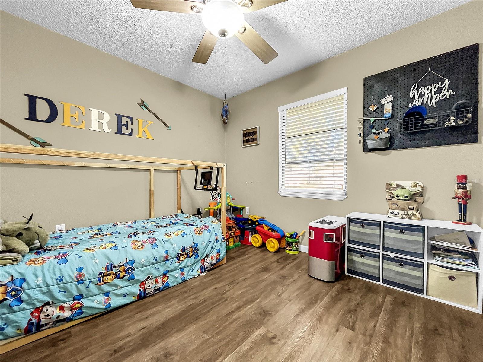 LAKE SARASOTA - Residential