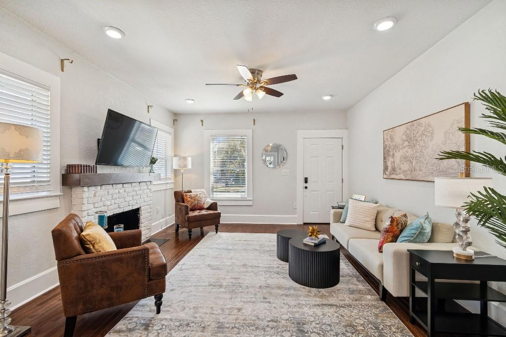 MEADOWBROOK - Residential