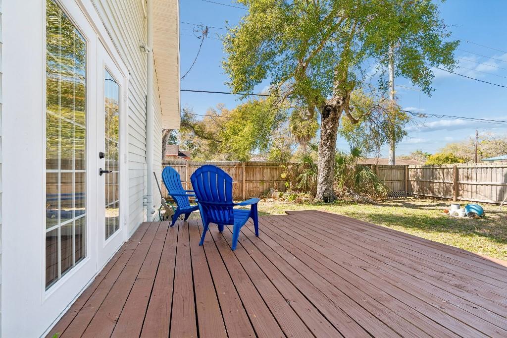 MEADOWBROOK - Residential