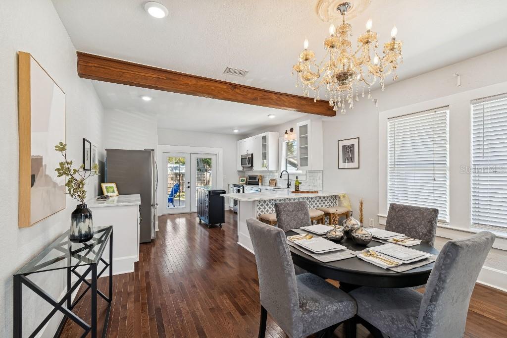 MEADOWBROOK - Residential