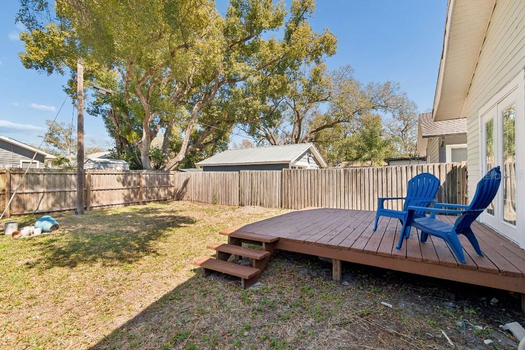 MEADOWBROOK - Residential