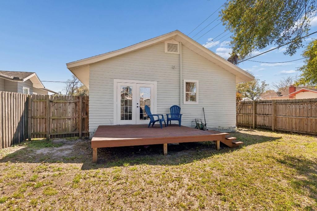 MEADOWBROOK - Residential