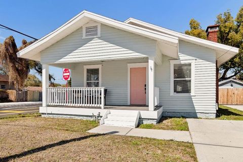 Photo of 211 W Alva Street, Tampa, FL 33603 (MLS # TB8478830)