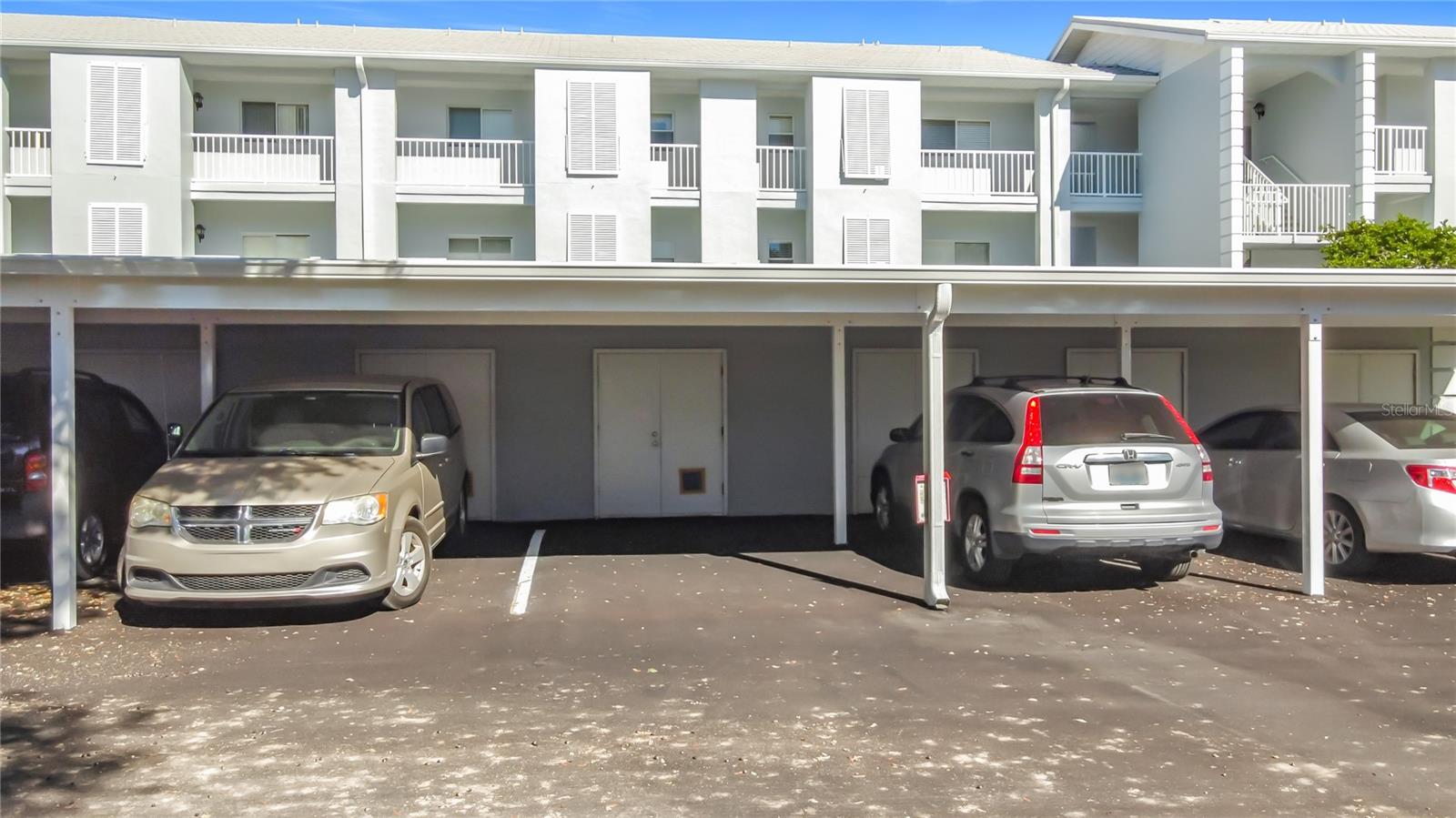 WESTCHESTER GARDEN & PLAN - Residential